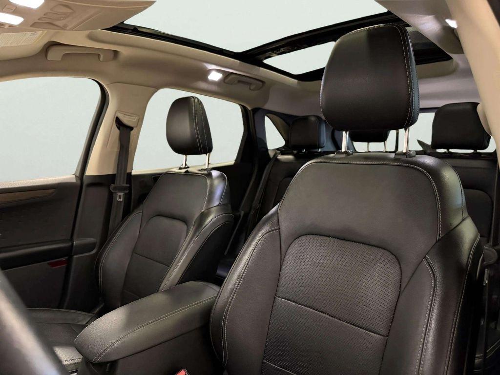 Ford Escape Titanium AWD 2020