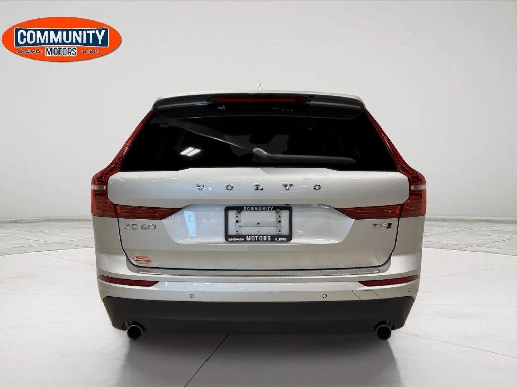 Volvo XC60 T5 AWD Momentum 2021