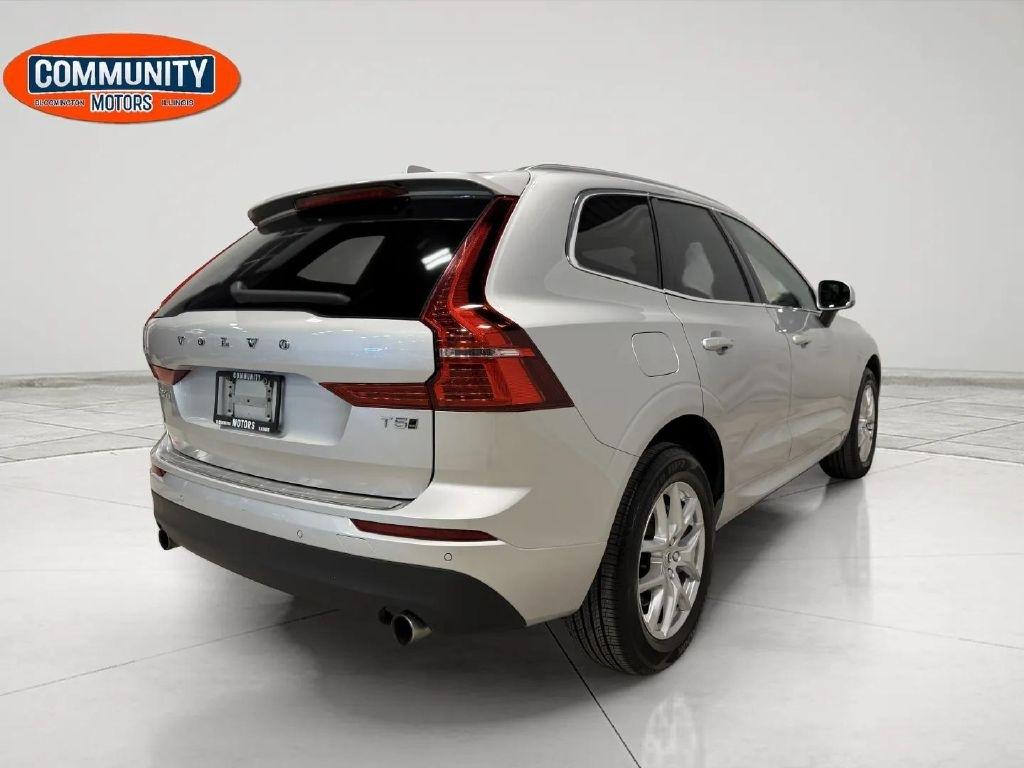 Volvo XC60 T5 AWD Momentum 2021