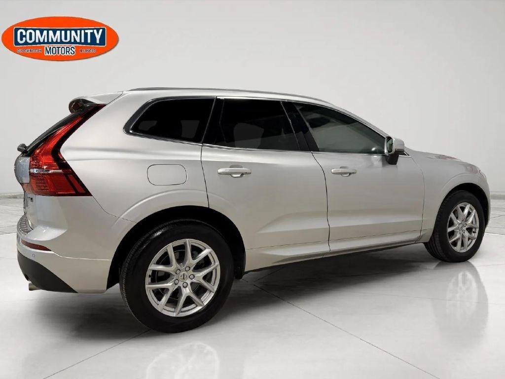 Volvo XC60 T5 AWD Momentum 2021