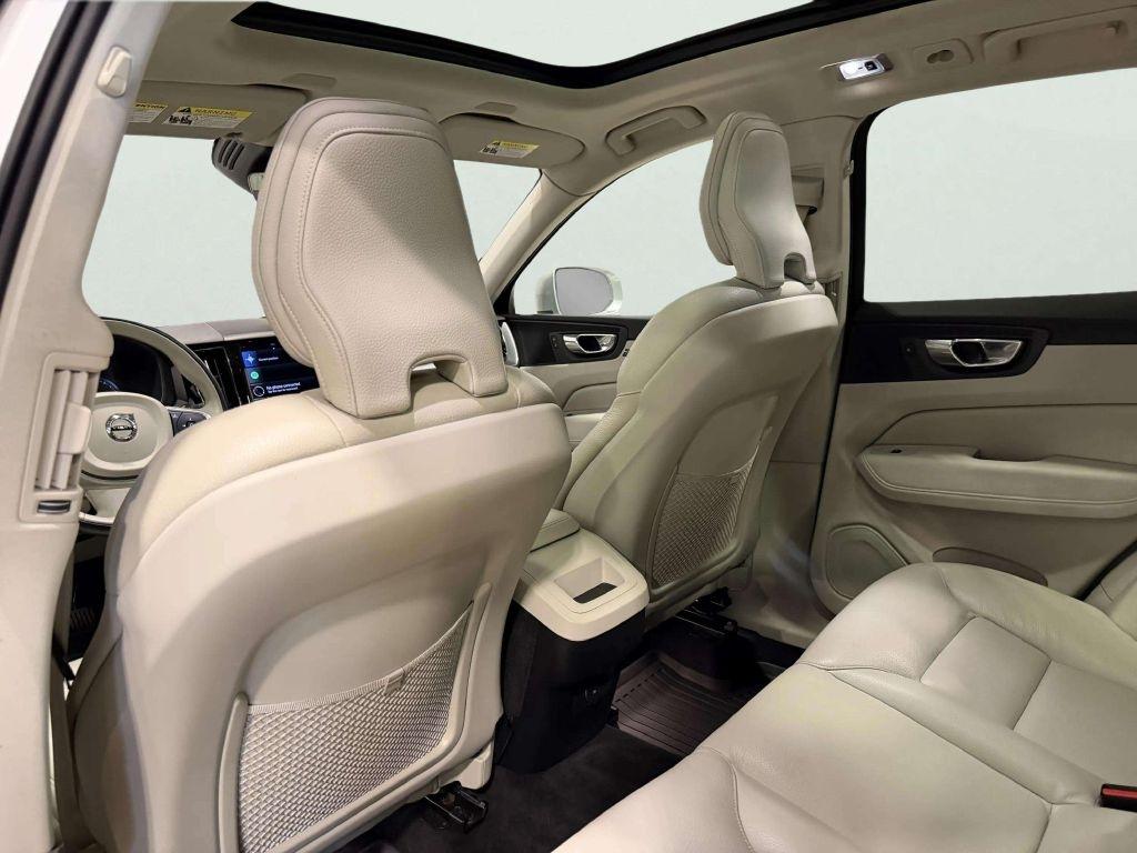 Volvo XC60 T5 AWD Momentum 2021