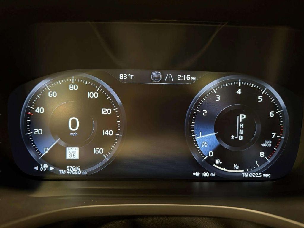 Volvo XC60 T5 AWD Momentum 2021