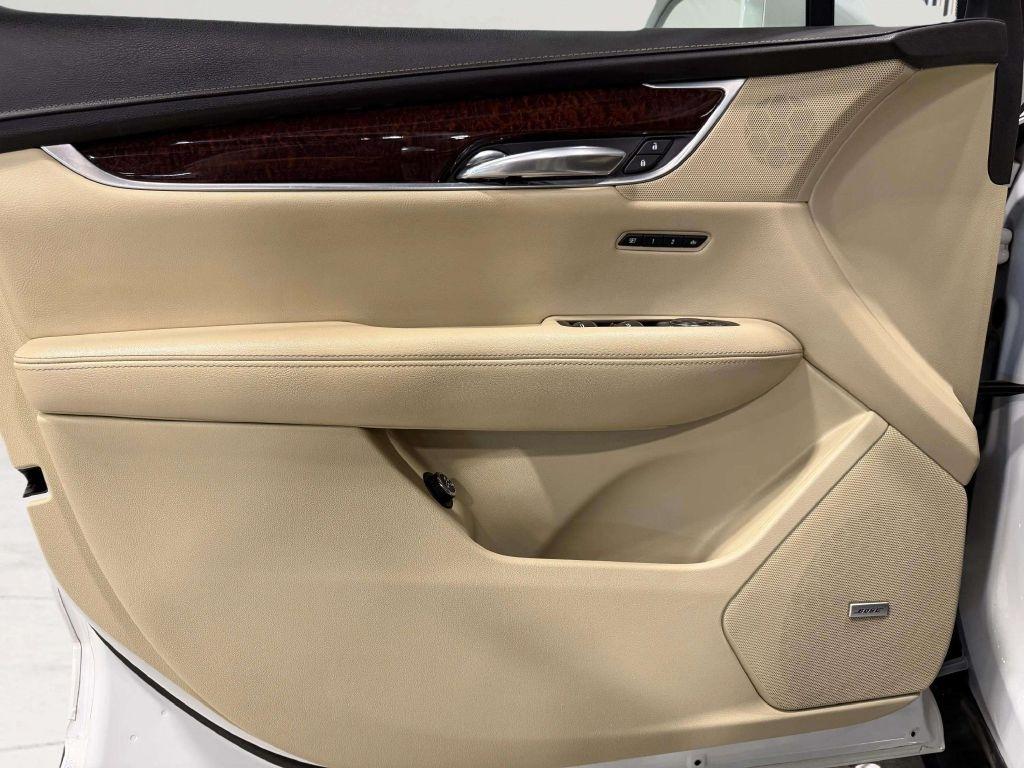 Cadillac XT5 AWD 4dr Luxury 2017