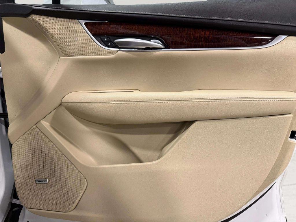 Cadillac XT5 AWD 4dr Luxury 2017