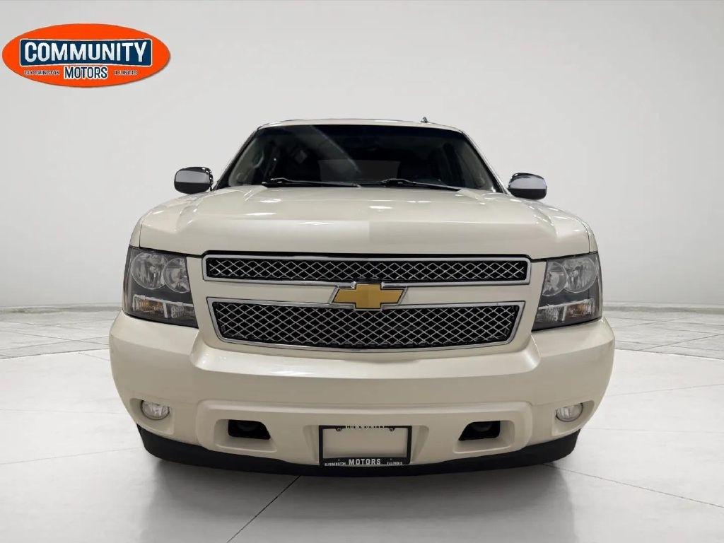 Chevrolet Avalanche 4WD Crew Cab LTZ 2012
