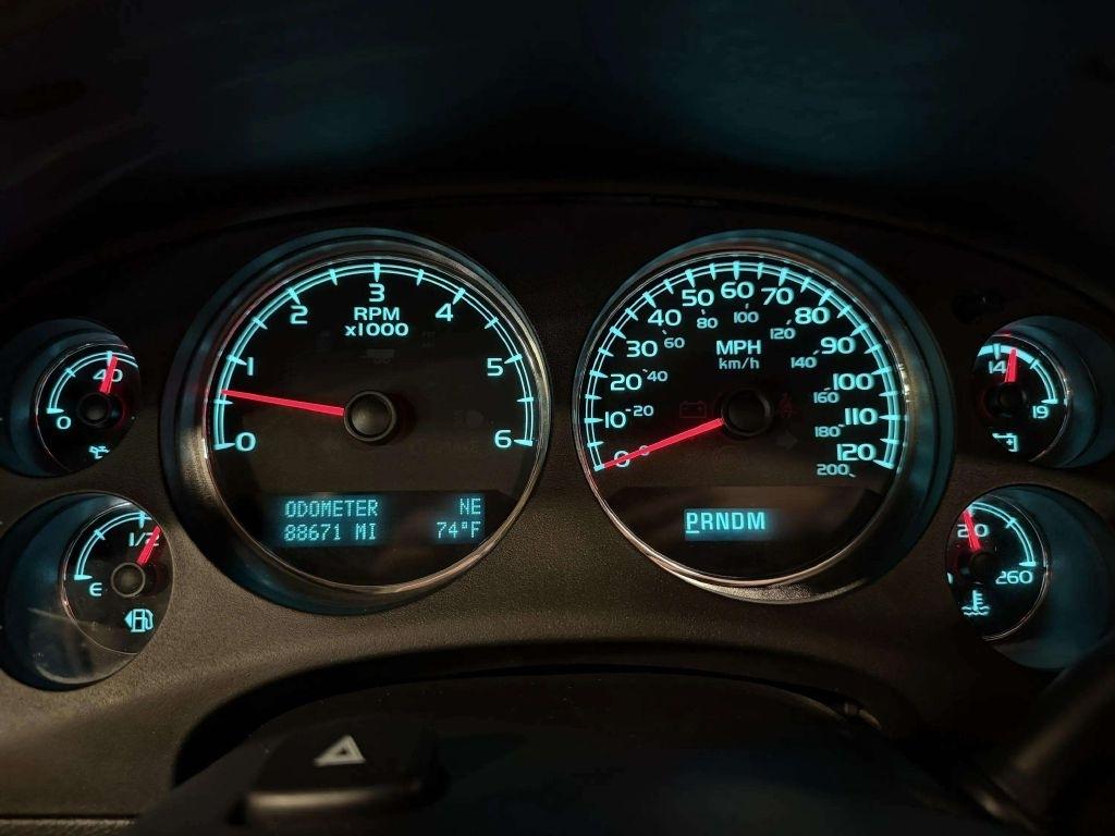 Chevrolet Avalanche 4WD Crew Cab LTZ 2012