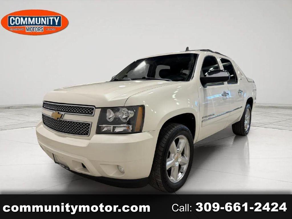 2012 Chevrolet Avalanche 4WD Crew Cab LTZ