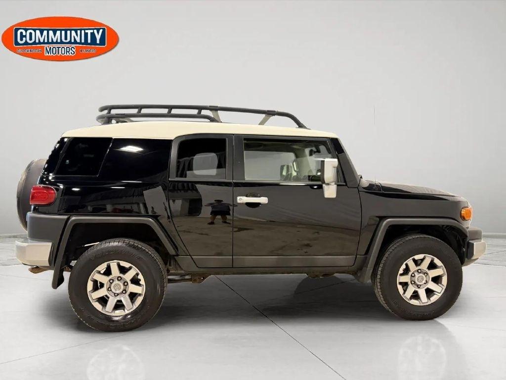 Toyota FJ Cruiser 4WD 4dr Man (Natl) 2014