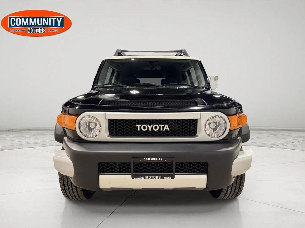 Toyota FJ Cruiser 4WD 4dr Man (Natl) 2014