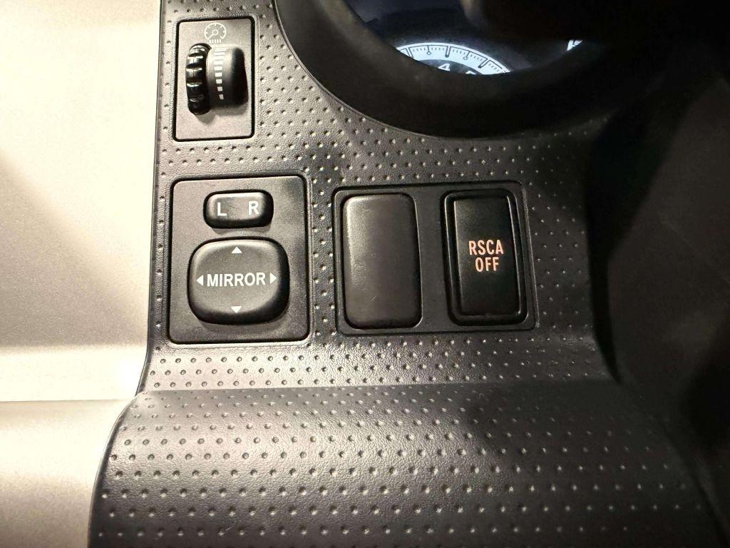 Toyota FJ Cruiser 4WD 4dr Man (Natl) 2014