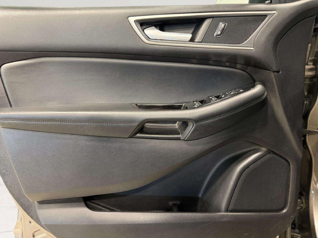 Ford Edge SEL AWD 2019