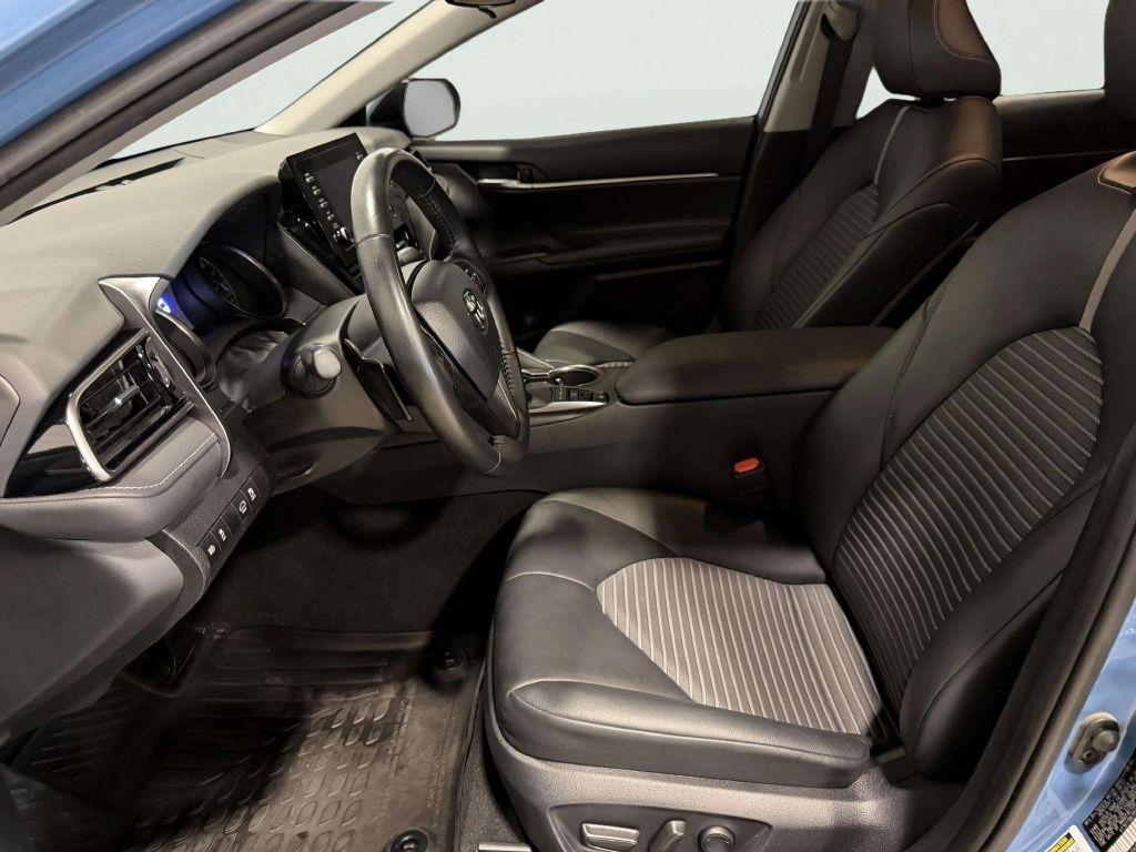 Toyota Camry SE Auto AWD (Natl) 2023