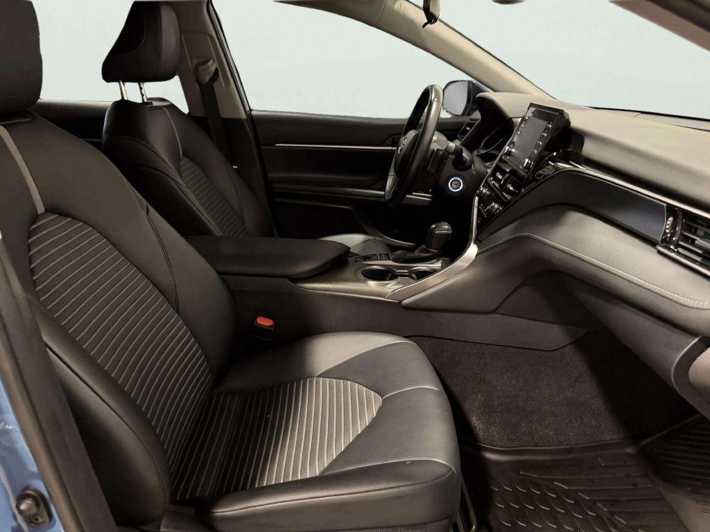 Toyota Camry SE Auto AWD (Natl) 2023