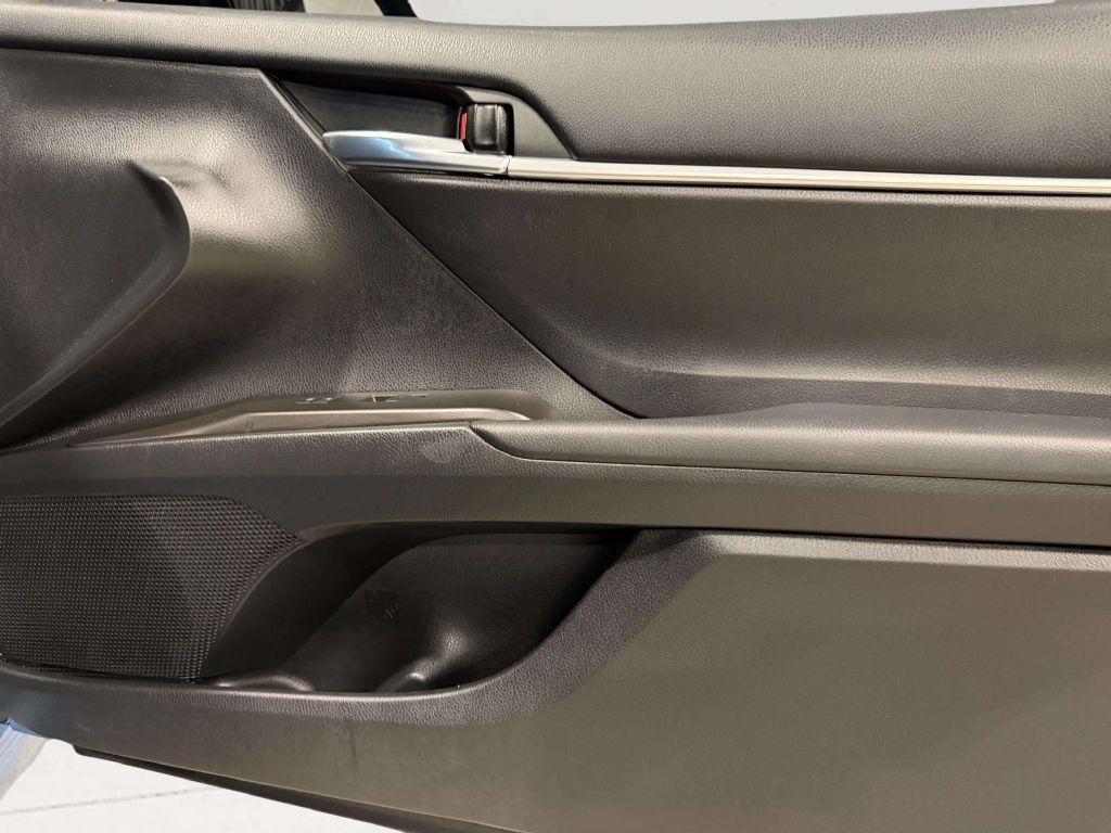 Toyota Camry SE Auto AWD (Natl) 2023