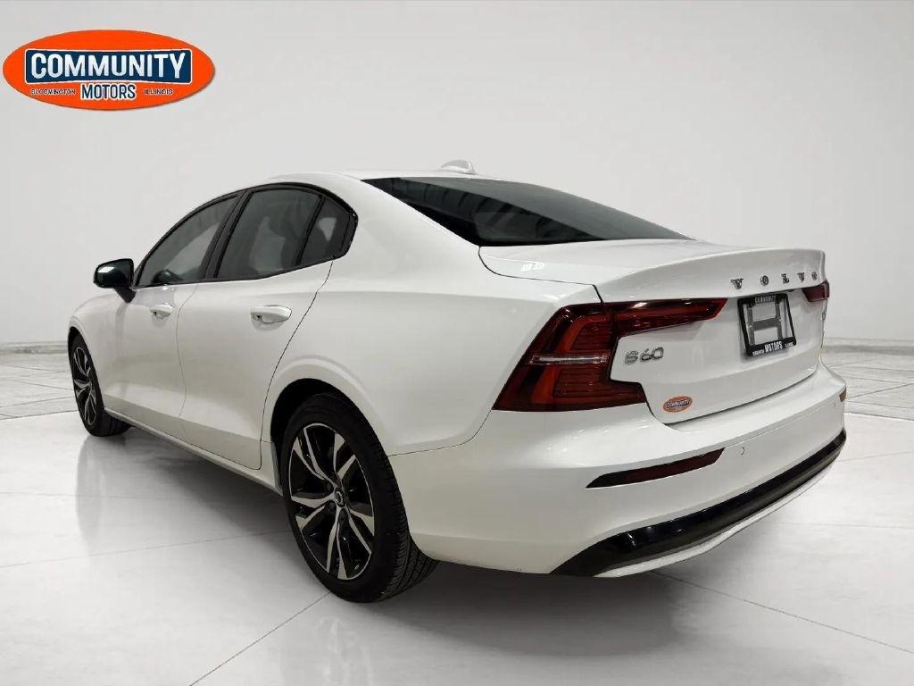 Volvo S60 B5 FWD Core 2025