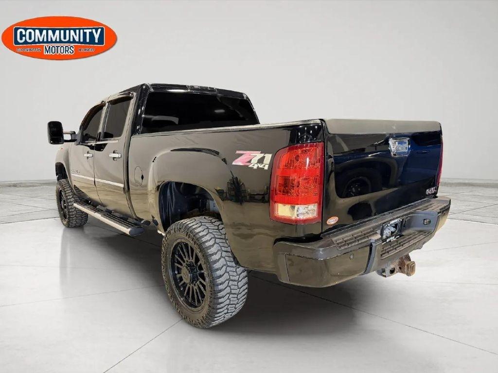 GMC Sierra 2500HD 4WD Crew Cab 153.7" Denali 2013