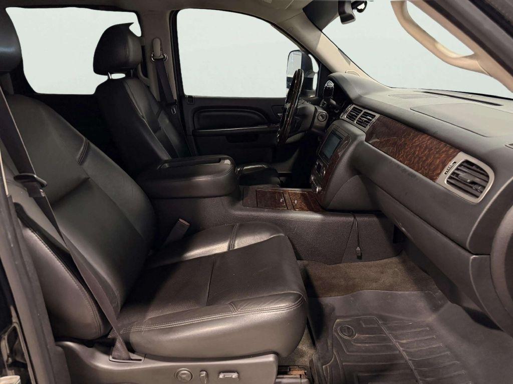 GMC Sierra 2500HD 4WD Crew Cab 153.7" Denali 2013