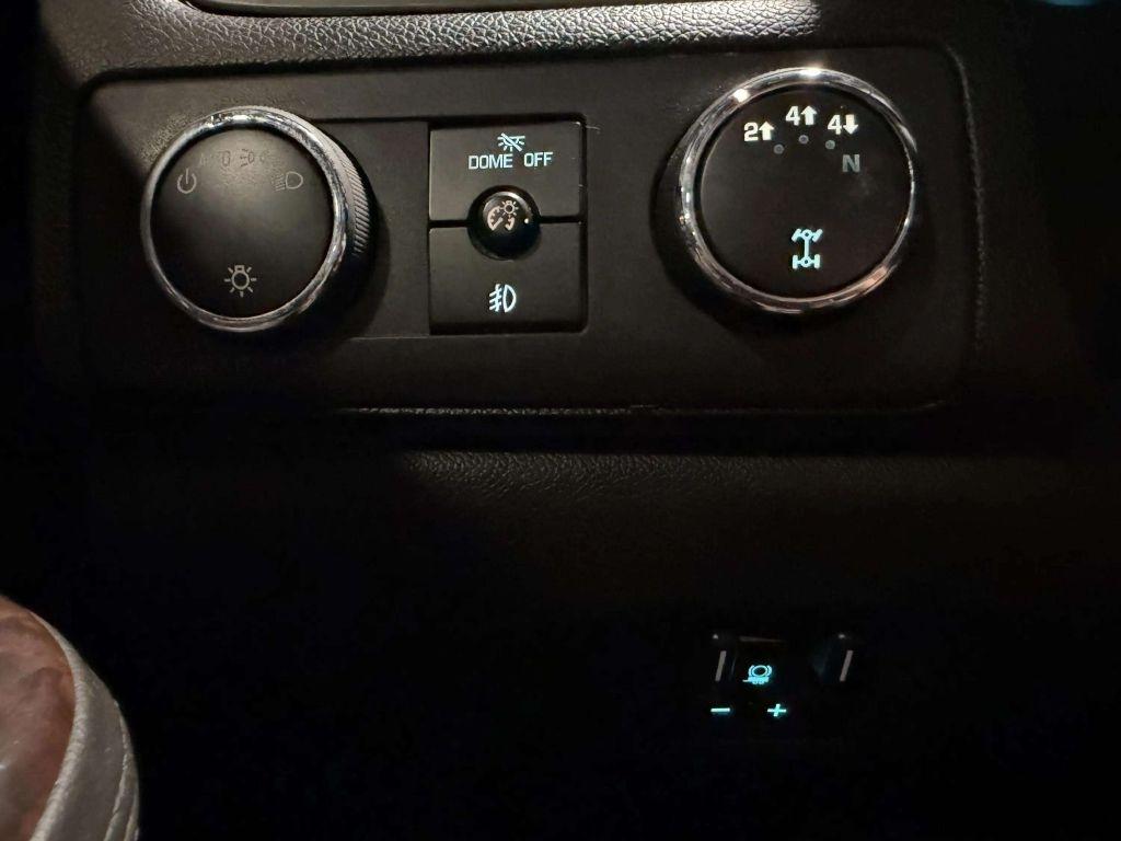GMC Sierra 2500HD 4WD Crew Cab 153.7" Denali 2013