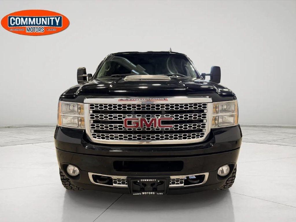 GMC Sierra 2500HD 4WD Crew Cab 153.7" Denali 2013