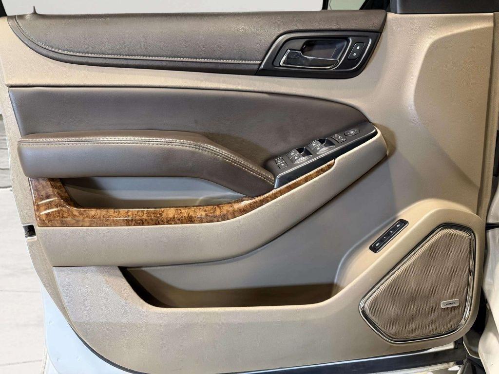 Chevrolet Suburban 4WD 4dr 1500 Premier 2018