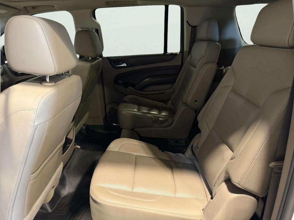 Chevrolet Suburban 4WD 4dr 1500 Premier 2018