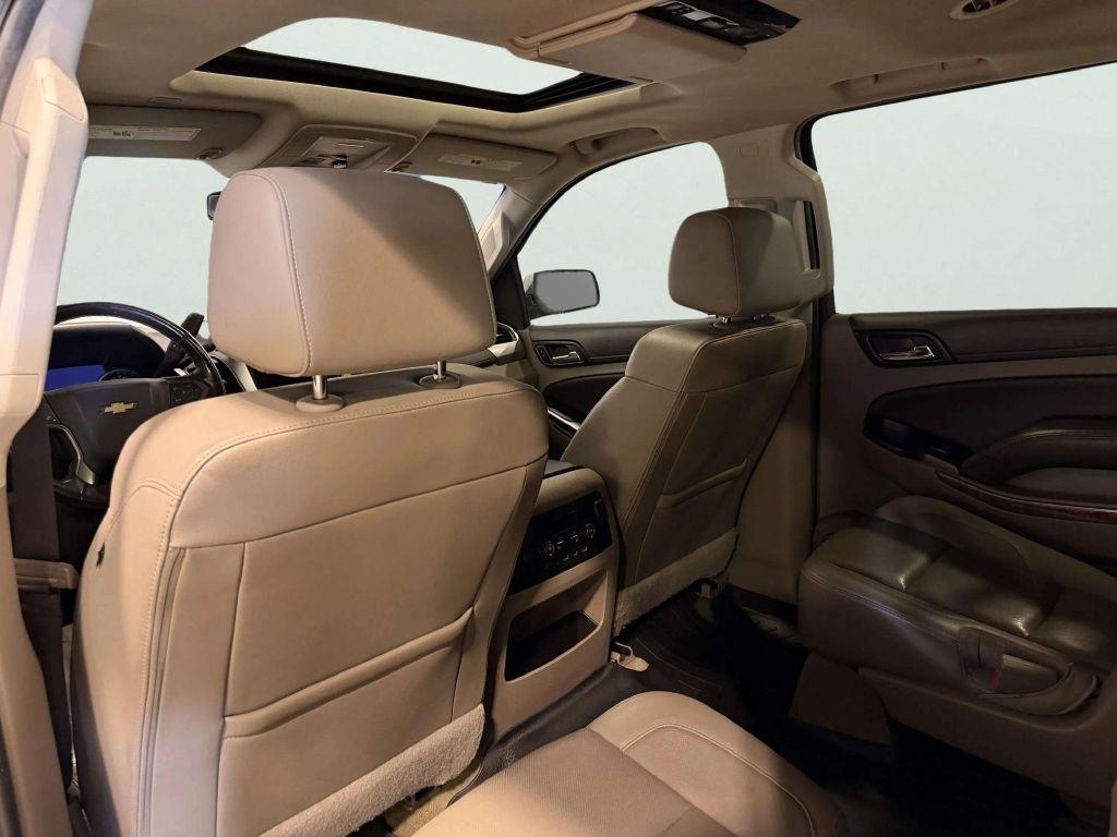 Chevrolet Suburban 4WD 4dr 1500 Premier 2018