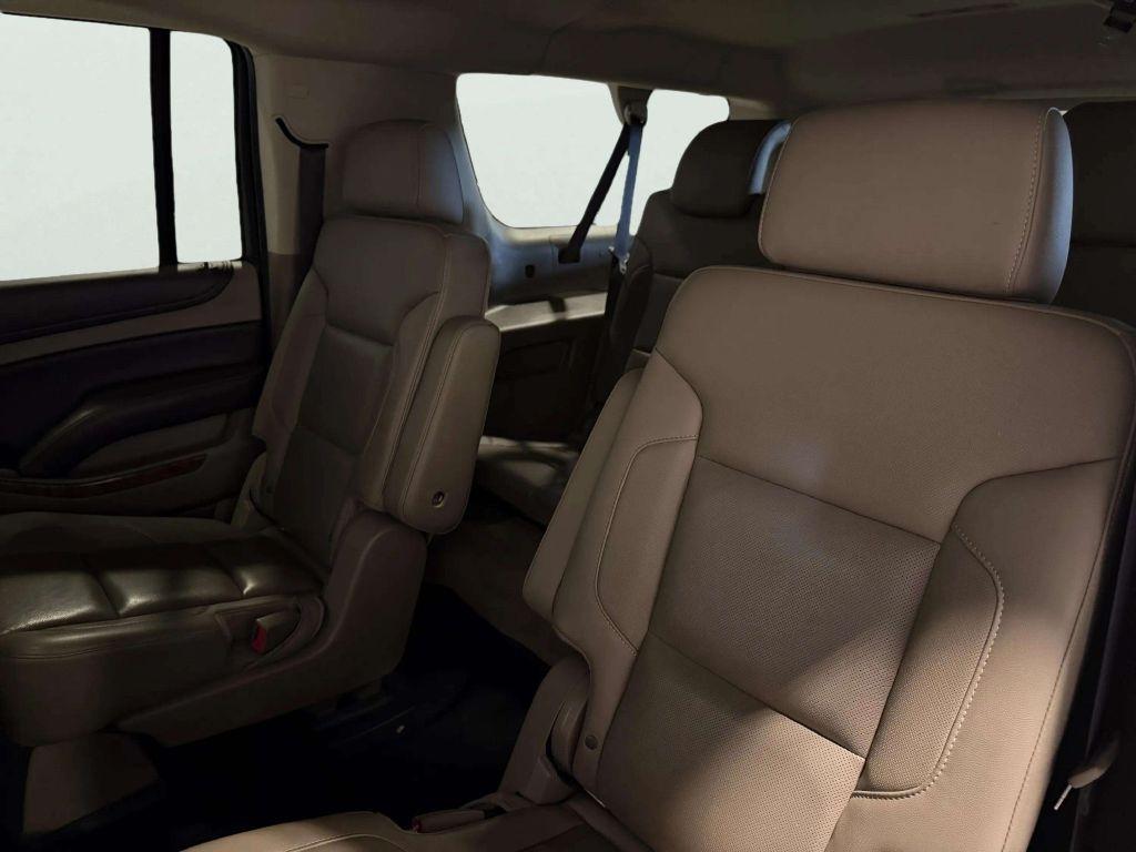 Chevrolet Suburban 4WD 4dr 1500 Premier 2018