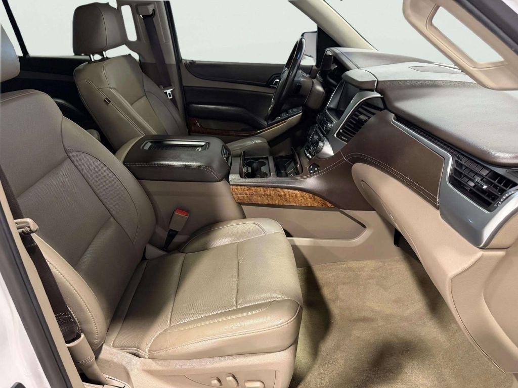 Chevrolet Suburban 4WD 4dr 1500 Premier 2018