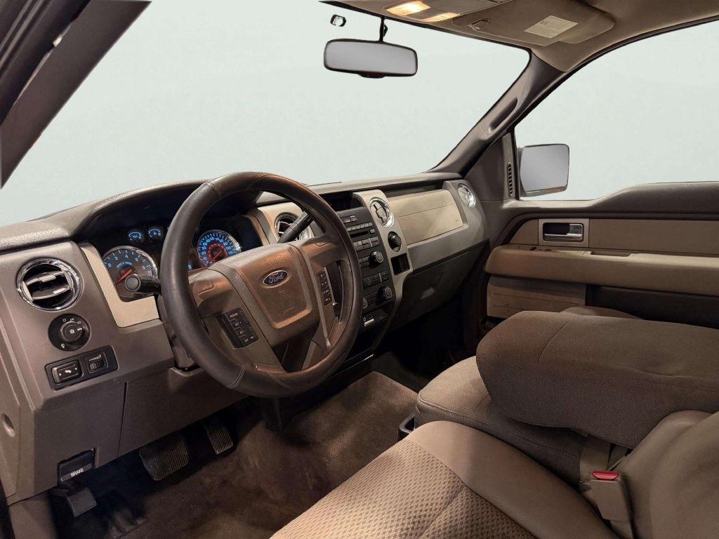 Ford F-150 4WD SuperCrew 145" XLT 2010