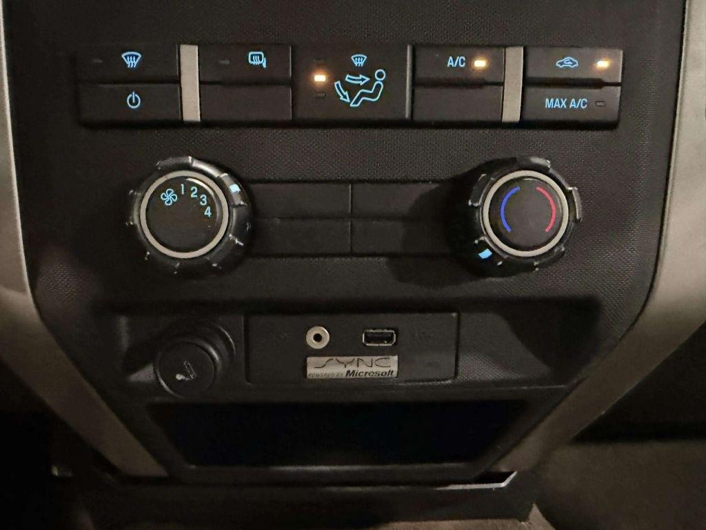 Ford F-150 4WD SuperCrew 145" XLT 2010