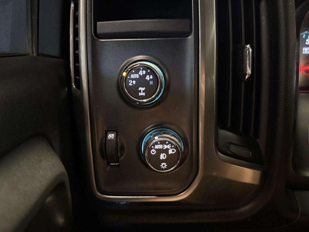 Chevrolet Silverado 1500 4WD Crew Cab 143.5" LT w/1LT 2016