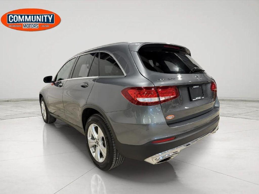 Mercedes-Benz GLC GLC 300 4MATIC SUV 2017