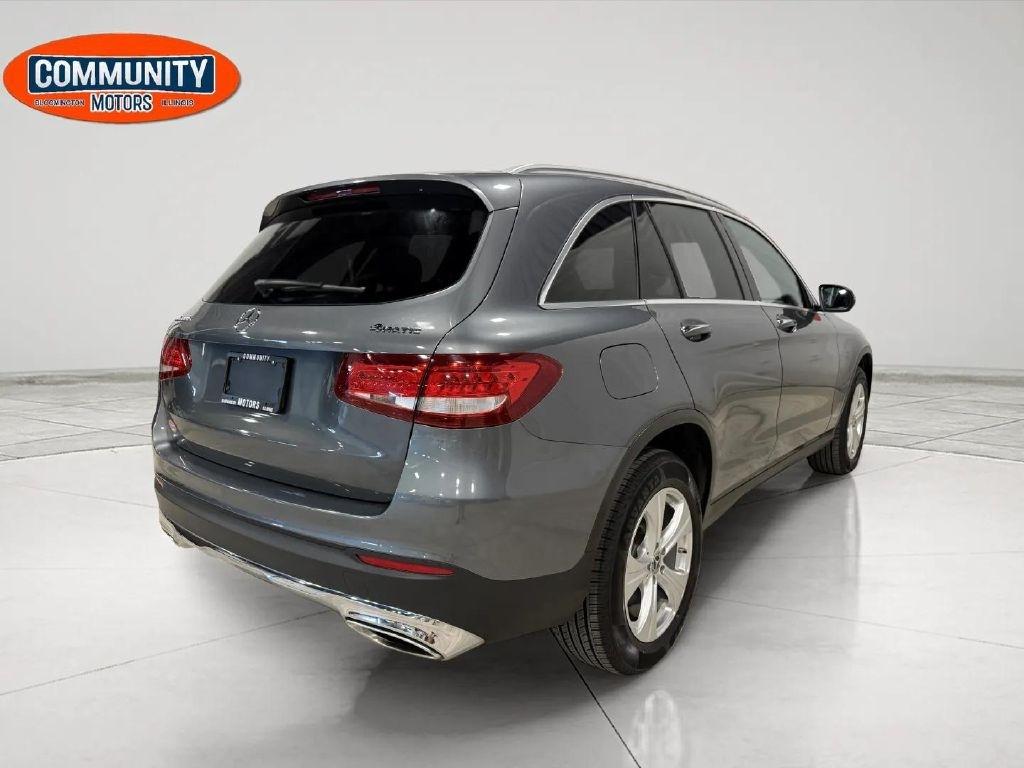 Mercedes-Benz GLC GLC 300 4MATIC SUV 2017