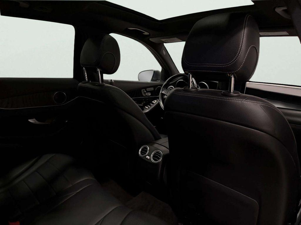 Mercedes-Benz GLC GLC 300 4MATIC SUV 2017