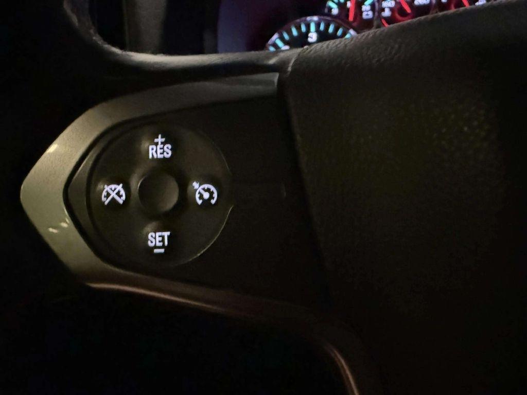 Chevrolet Silverado 1500 4WD Crew Cab 143.5" LT w/1LT 2018