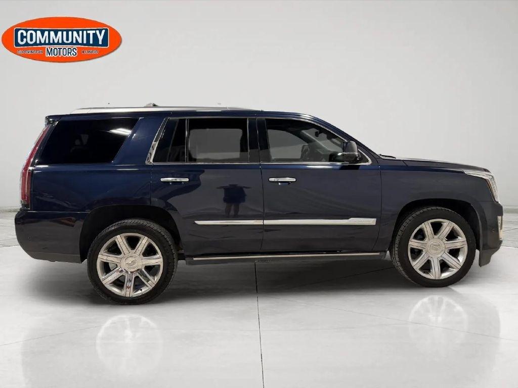 Cadillac Escalade 4WD 4dr Premium Luxury 2018