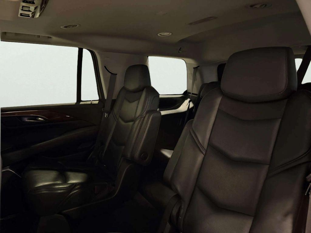 Cadillac Escalade 4WD 4dr Premium Luxury 2018