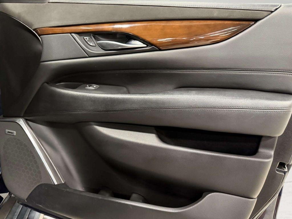 Cadillac Escalade 4WD 4dr Premium Luxury 2018