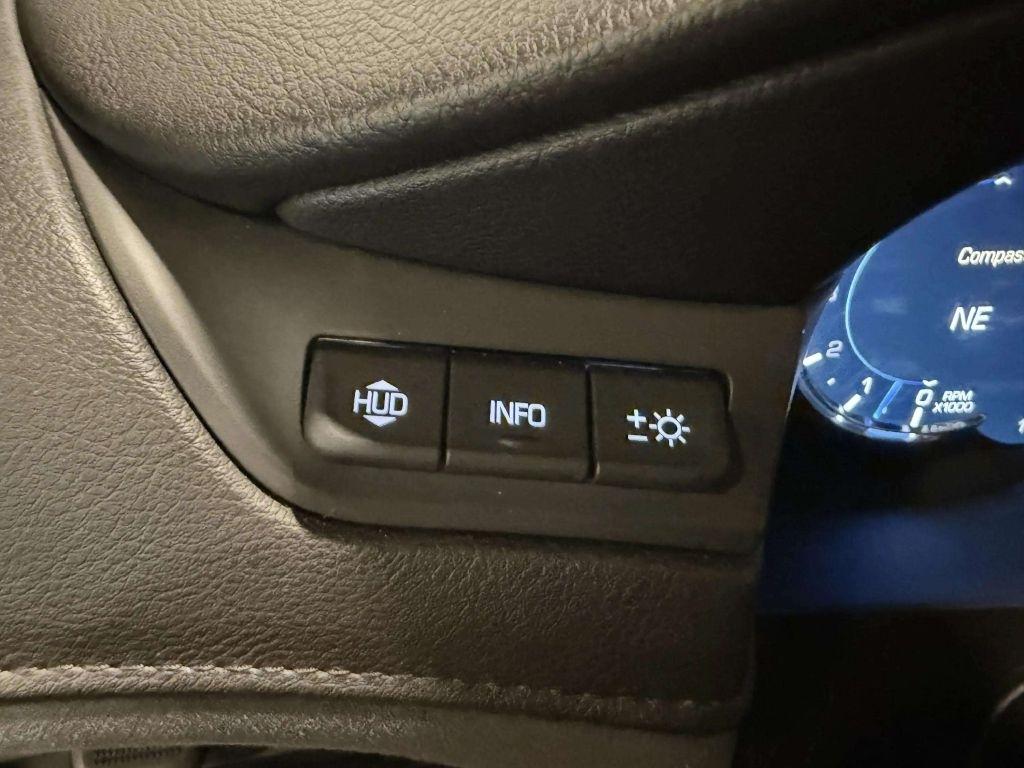 Cadillac Escalade 4WD 4dr Premium Luxury 2018