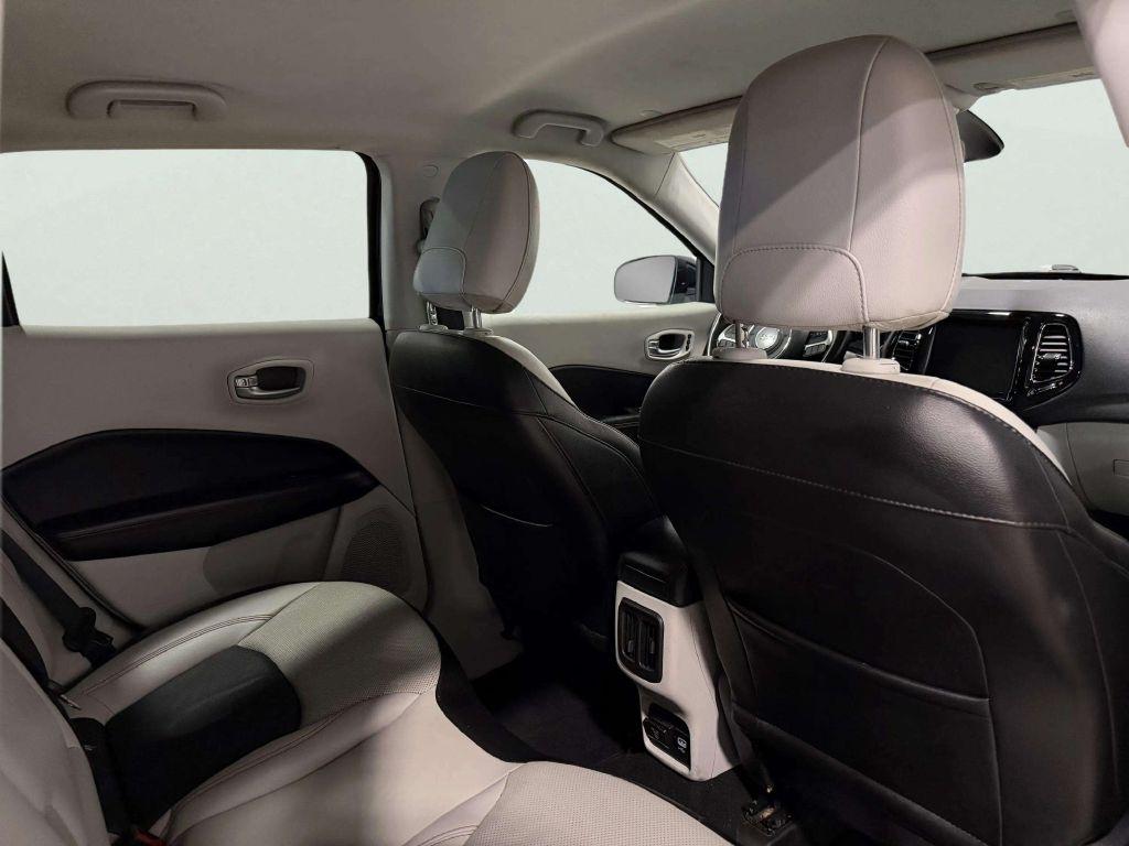 Jeep Compass Limited FWD 2020
