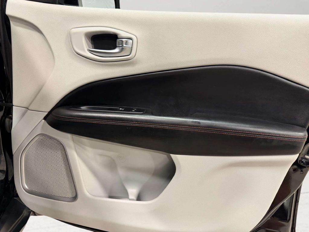 Jeep Compass Limited FWD 2020