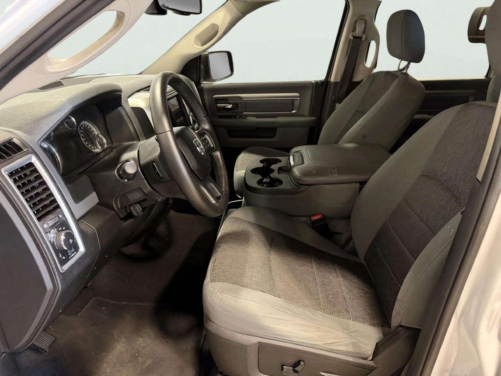 RAM 1500 Classic Big Horn 4x4 Crew Cab 6'4" Box 2019