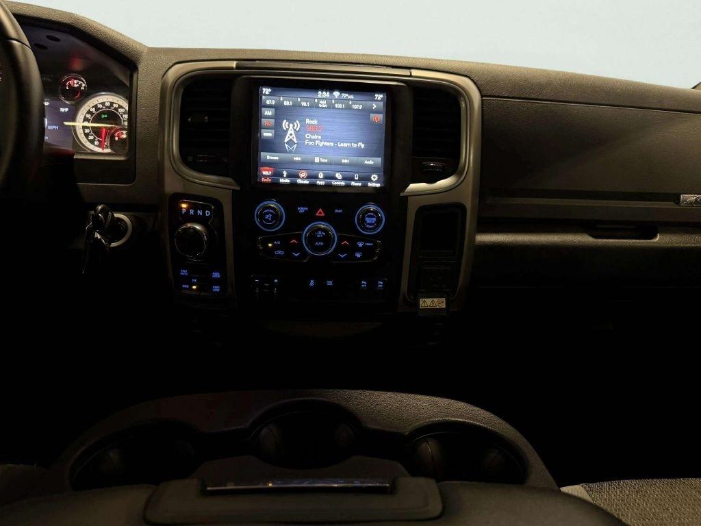 RAM 1500 Classic Big Horn 4x4 Crew Cab 6'4" Box 2019