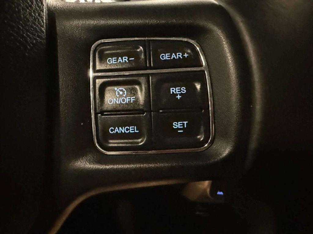 RAM 1500 Classic Big Horn 4x4 Crew Cab 6'4" Box 2019