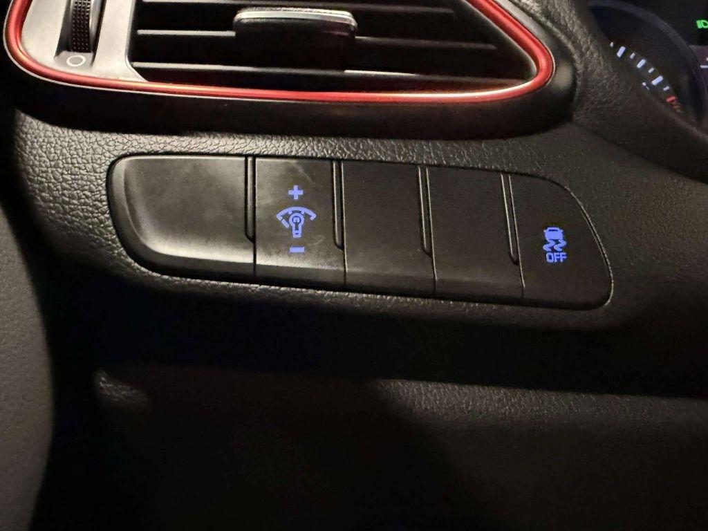 Hyundai Elantra GT N Line Auto 2020