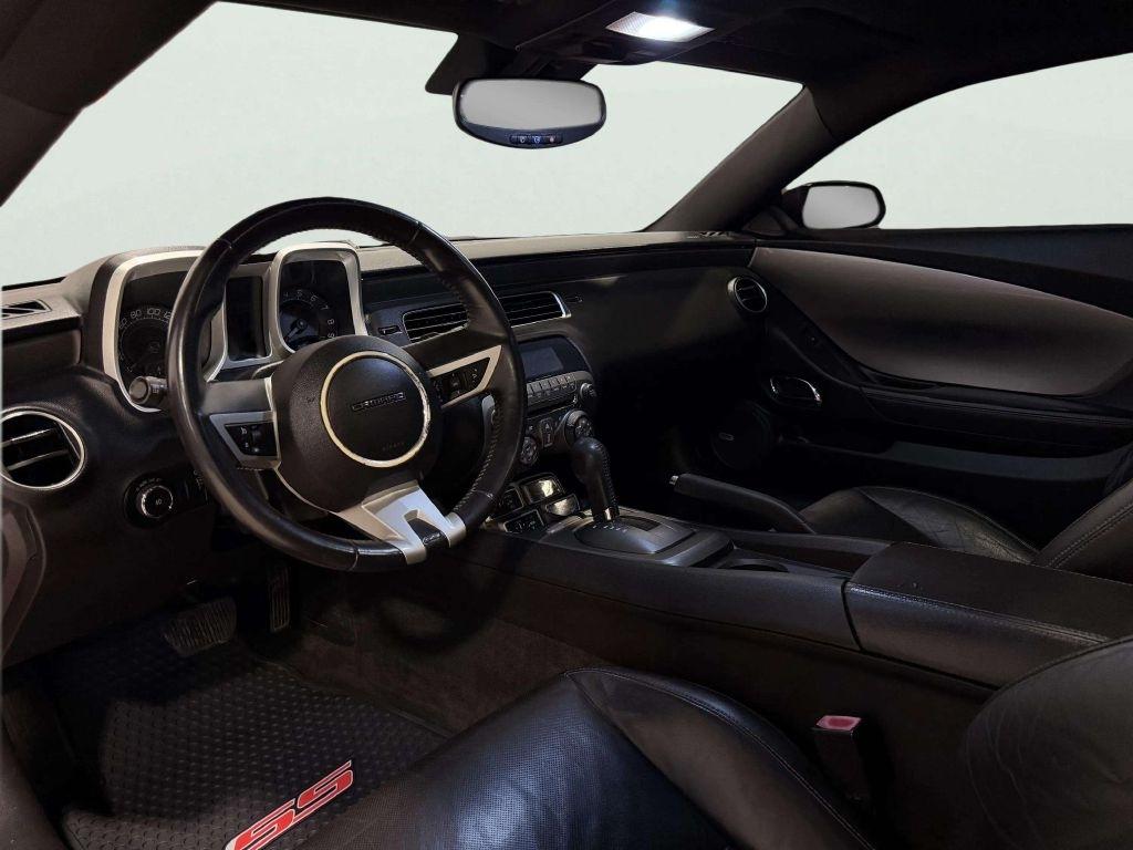 Chevrolet Camaro 2dr Cpe 2SS 2010