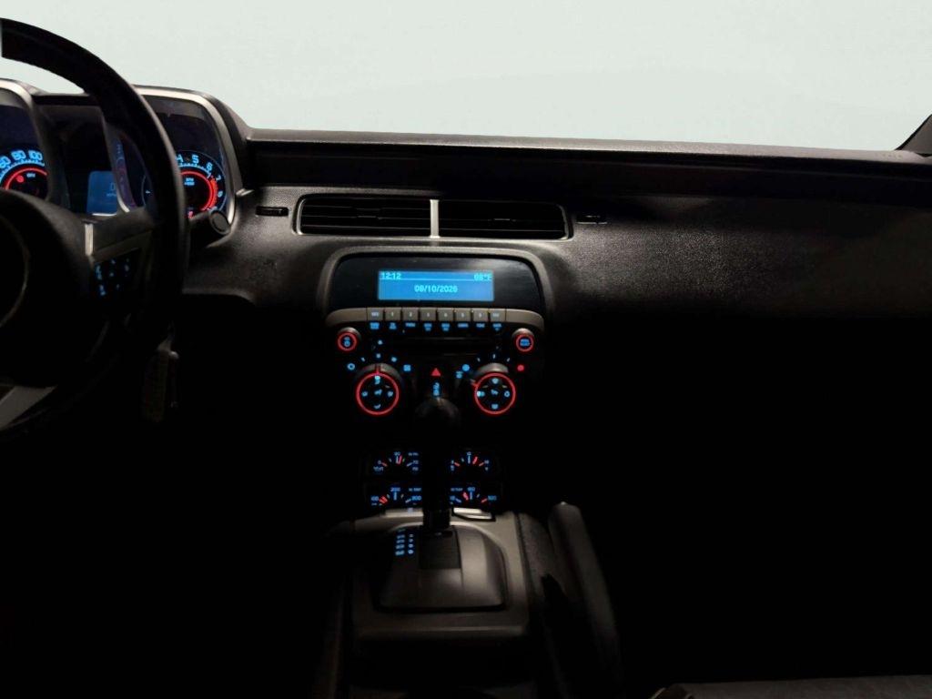Chevrolet Camaro 2dr Cpe 2SS 2010