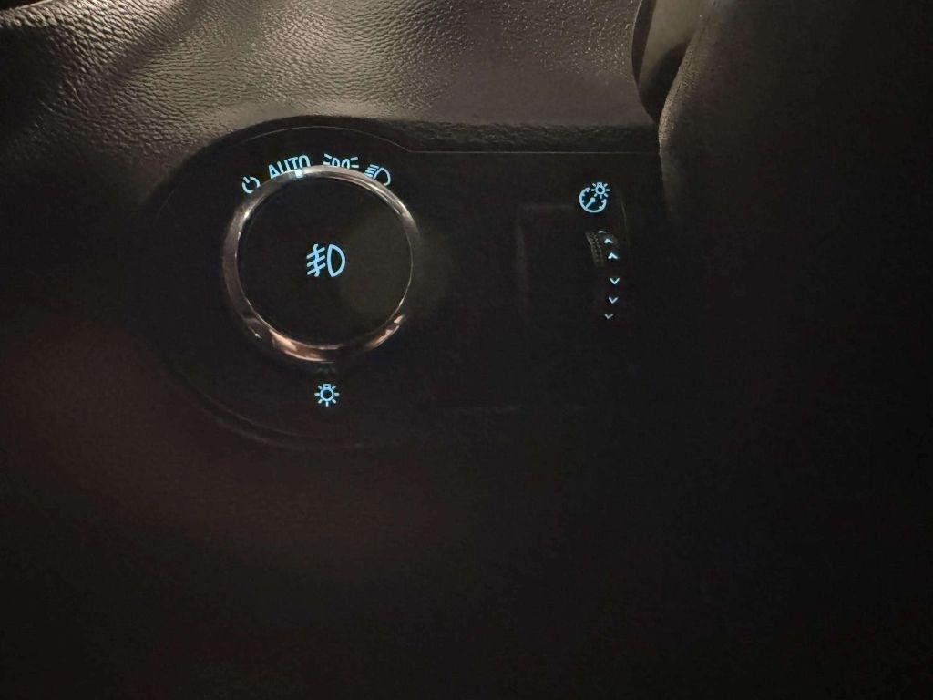 Chevrolet Camaro 2dr Cpe 2SS 2010