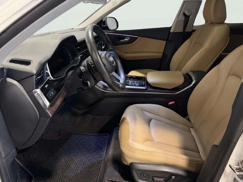 Audi Q8 Premium Plus 55 TFSI quattro 2019