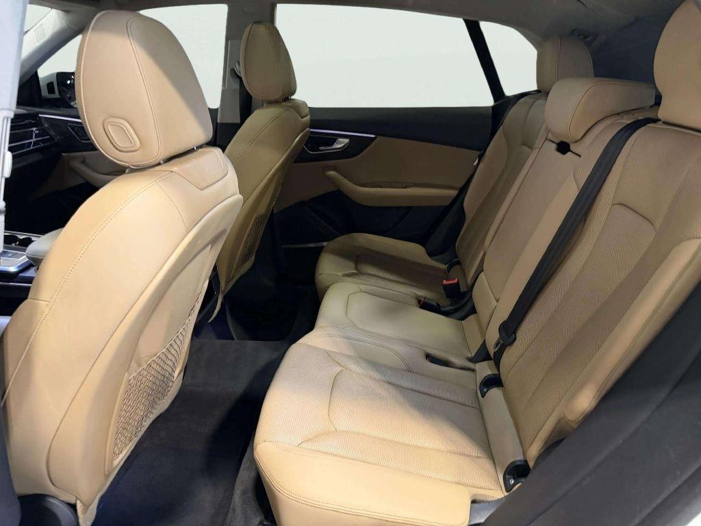 Audi Q8 Premium Plus 55 TFSI quattro 2019